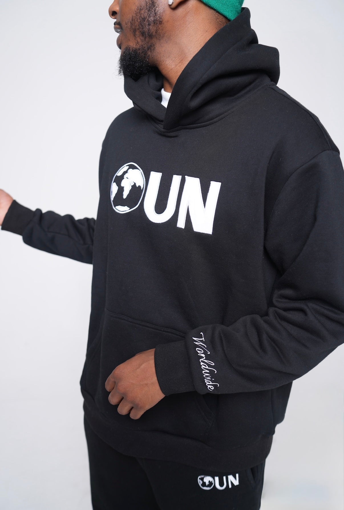 OUN WorldWide Pullover Tracksuit