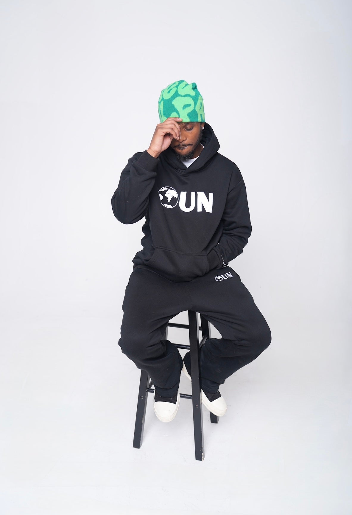 OUN WorldWide Pullover Tracksuit